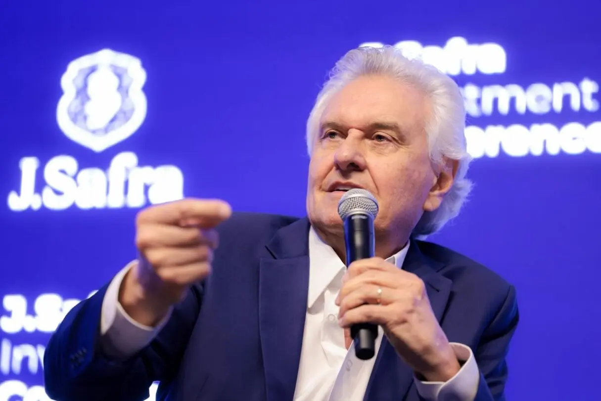 SECOM_CAIADO_NA_J_SAFRA_INVESTMENT_CONFERENCE_2025_POR_JUNIOR_GUIMARAES-1215x811