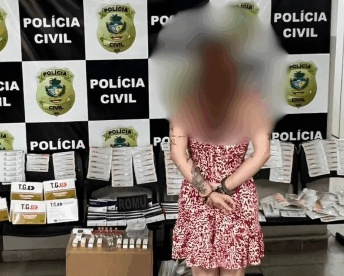 Estudante de enfermagem montou verdadeiro depósito de produtos clandestinos na rua da Central de Flagrantges de Aparecida - Foto divulgação PCGO