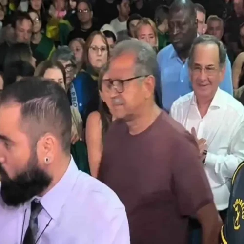 homem agredido vigilia