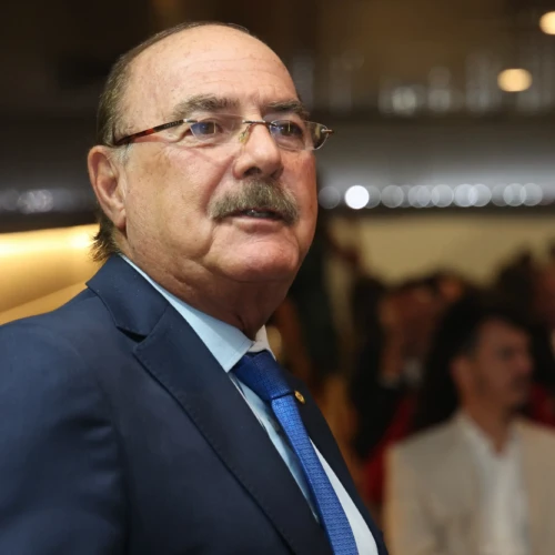 Zacarias Calil avalia saída do União Brasil e confirma pré-candidatura ao Senado