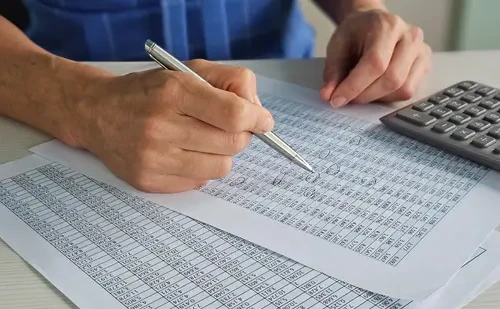 Prefeitura de Goiatuba lança concurso público com 136 vagas e salários de até R$ 4,6 mil