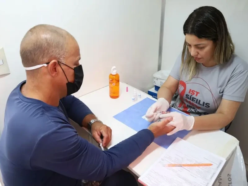 Aparecida de Goiânia intensifica ações de prevenção e testagem no Dezembro Vermelho