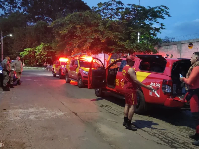 Bombeiros encontram corpo de adolescente que se afogou em rio de Aparecida de Goiânia