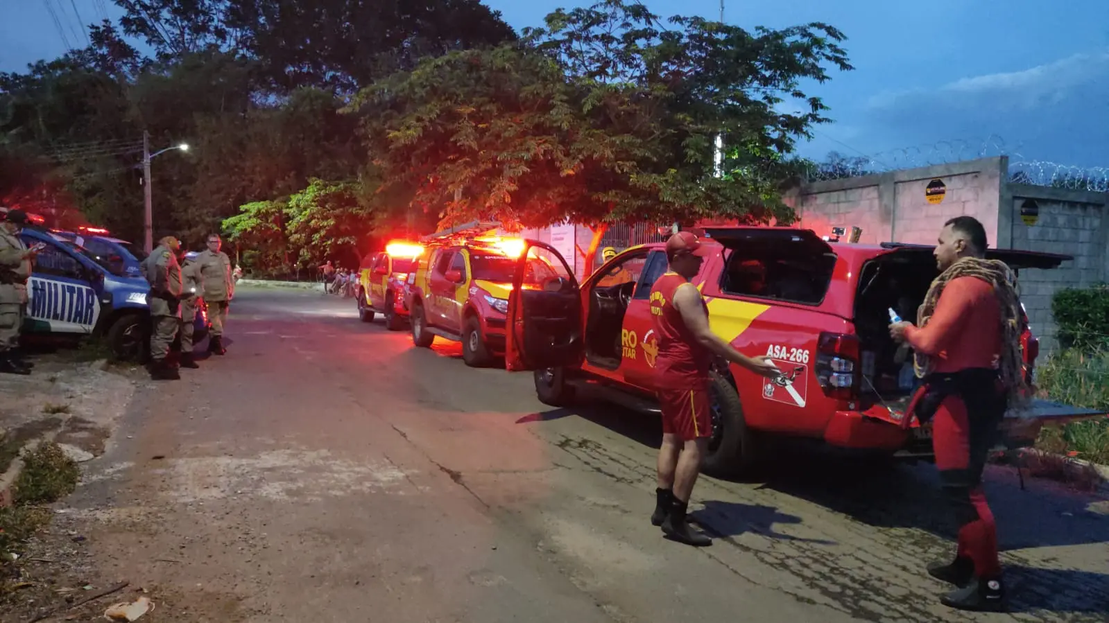 Bombeiros encontram corpo de adolescente que se afogou em rio de Aparecida de Goiânia