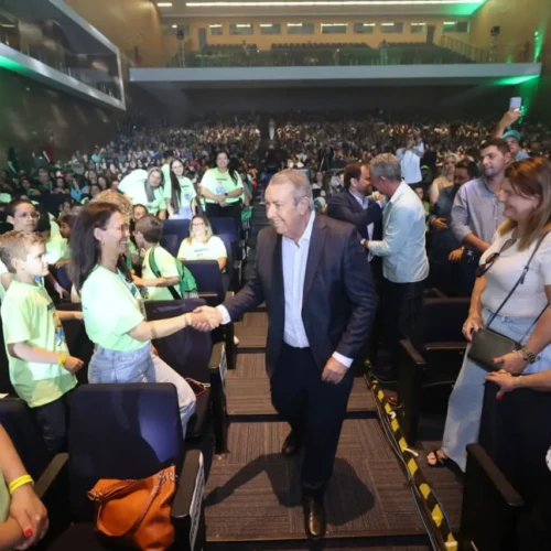 Agrinho 2025 atinge marco histórico e impacta mais de 500 mil pessoas sob liderança de Zé Mário