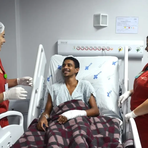 ATENDIMENTO-NO-HCN_Victor-Weber-1215x804