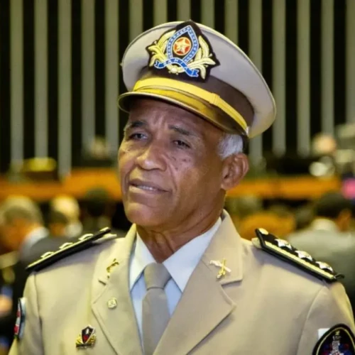 Deputado Sargento Isidoro fala em risco de extinção da humanidade - Foto divulgação Avante