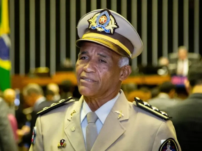 Deputado Sargento Isidoro fala em risco de extinção da humanidade - Foto divulgação Avante