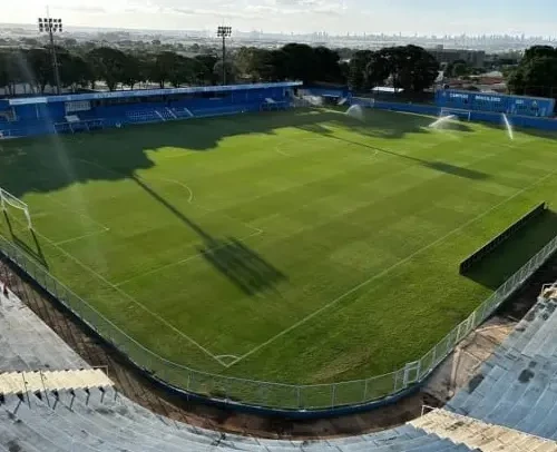Estádio Anníbal Batista Toledo