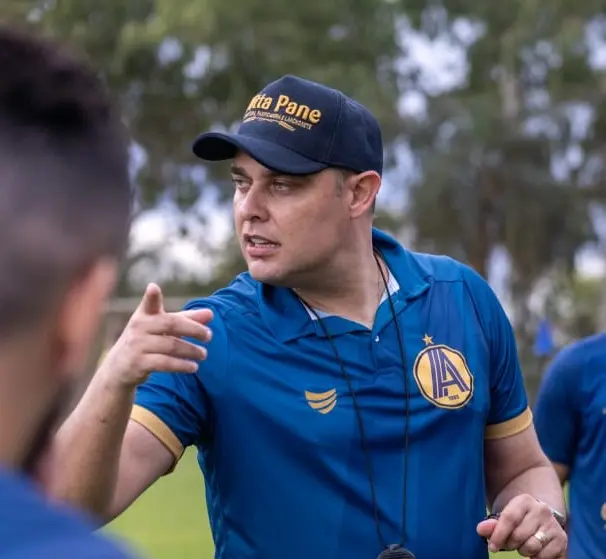 Renan Brito - Técnico - Aparecidense