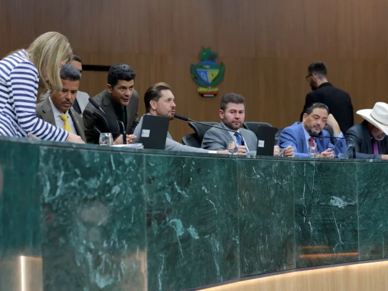 Projeto foi aprovado e agora segue para Caiado - Foto Carlos Costa Agência Alego de Notícias