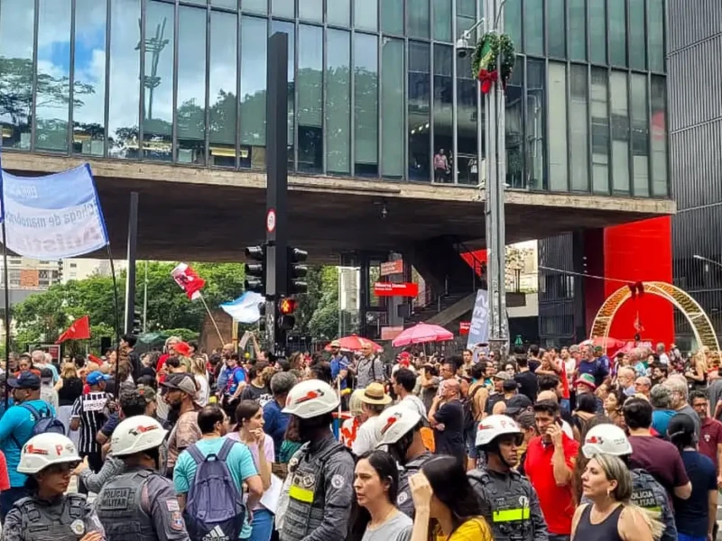 manifestacao-CamilaBoehm-AgenciaBrasil