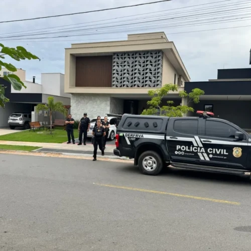 Buscas foram realizadas em um condomínio de Luxo em Goiânia Foto divulgação PCGO
