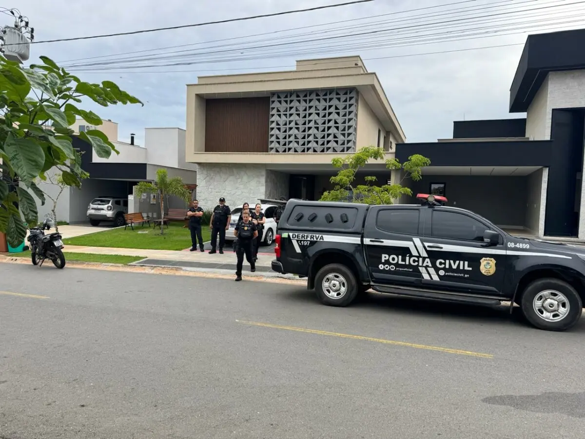 Buscas foram realizadas em um condomínio de Luxo em Goiânia Foto divulgação PCGO