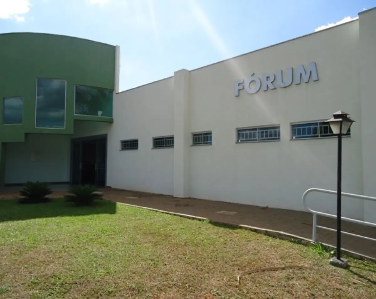 Decisão anula investigação contra juiz de Silvania - Foto reprodução