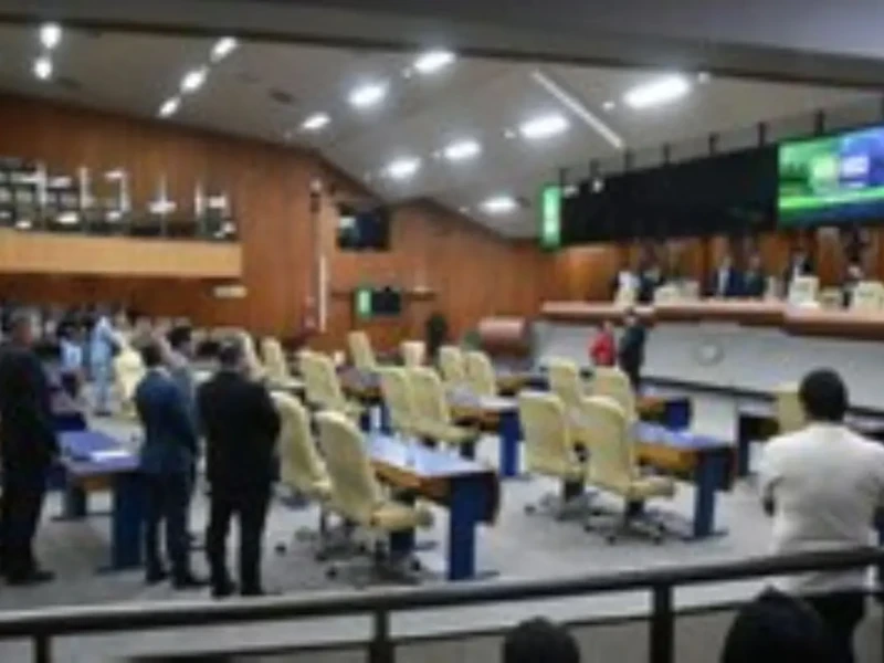 LDO foi aprovada em 1ª votação nesta segunda em sessão extraordinária - Foto Agência Câmara de Goiânia