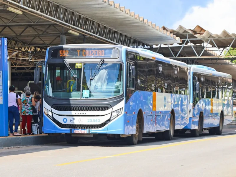 Usuários do transporte coletivo em Aparecida de Goiânia