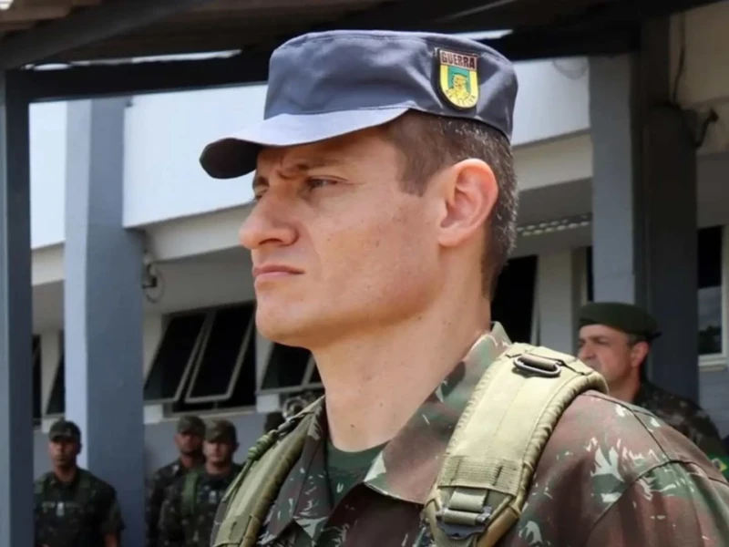 Tenente-coronel condenado por tentativa de golpe se apresenta à PF em Goiânia