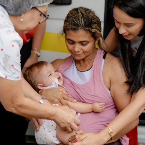 SES-GO alerta para atualização do cartão de vacinação durante as férias