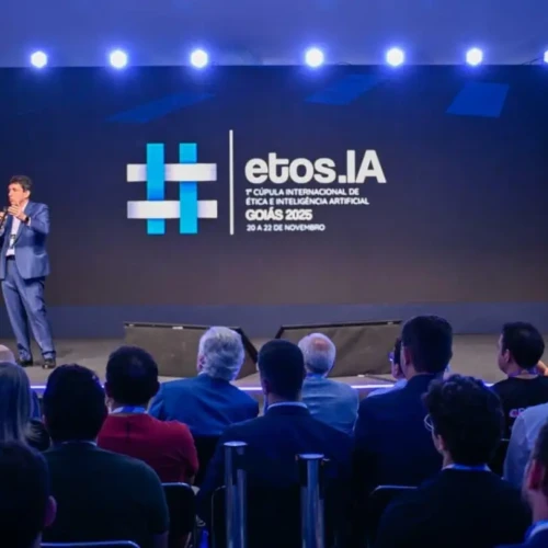 Premio-Goias-Aberto-para-Inteligencia-Artificial_SGG-1215x810