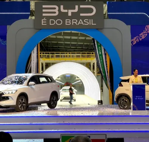 byd-deve-superar-tesla-e-se-tornar-maior-fabricante-de-veiculos-eletricos