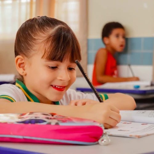 Prefeitura de Senador Canedo divulga cronograma de matrículas e transporte escolar para 2026