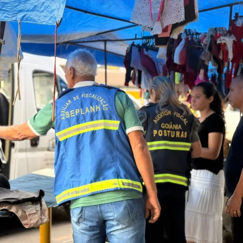 Ambulantes da 24 de Outubro têm até 31 de janeiro para aderir à regularização em Goiânia