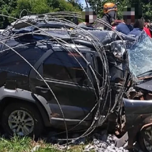 Equipes do SAMU, Corpo de Bombeiros e unidades de suporte avançado atuaram no atendimento do acidente na GO-020.