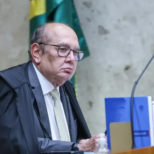 Gilmar Mendes nega pedido de prisão domiciliar a Jair Bolsonaro no STF