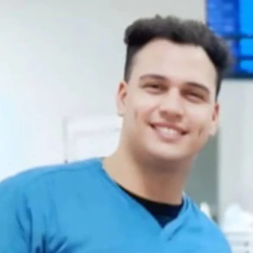 Técnico de enfermagem Marcos Vinícius Silva Barbosa de Araújo confessou os crimes - Foto reprodução portal R7 DF