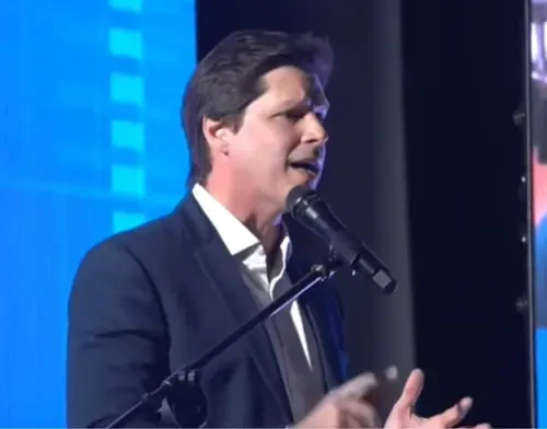 Daniel Vilela Ia Contra o Crime