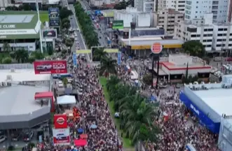 Folioes na Avenida 85