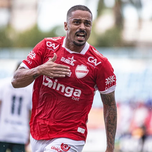 Atacante Dellatorre - Vila Nova (Foto - Roberto Correa)