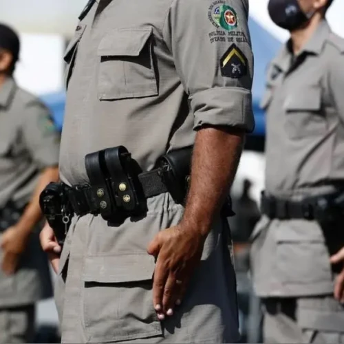 mp recomenda que fardas não sejam usadas por militares candidatos