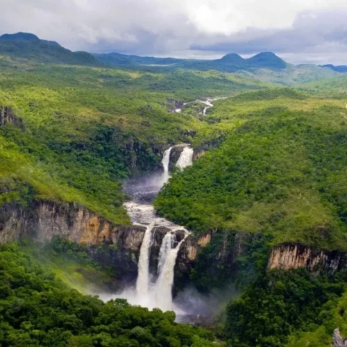 cachoeira chapada dos veadeiros turismo em goiás