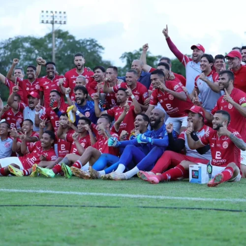 anapolina classificada semifinal do goianão fevereiro de 2026
