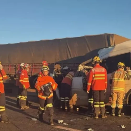Acidente foi em trecho seguro e duplicado - Foto Corpo de Bombeiros