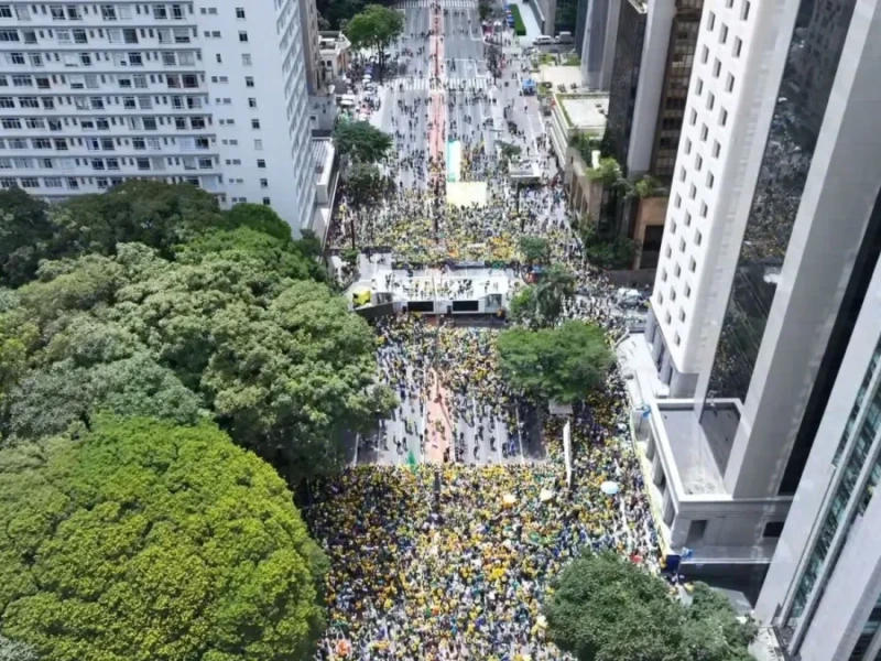 Ato na Paulista reuniu 20 mil reprodução CNN Brasil