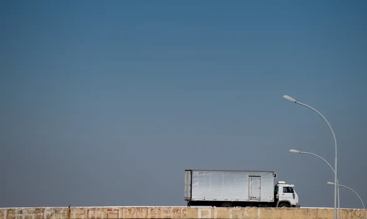 caminhoes-agencia-brasil-marcelo-camargo