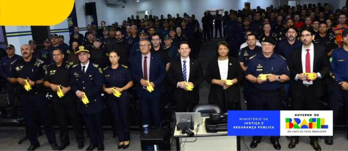GCMs receberam tases e sprays de pimenta do Ministério da Justiça - Foto Alexandre Edmundo