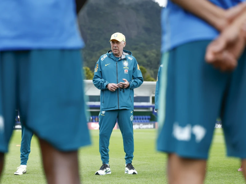 Carlo Ancelotti reforça apoio e acredita em recuperação de Neymar na ...