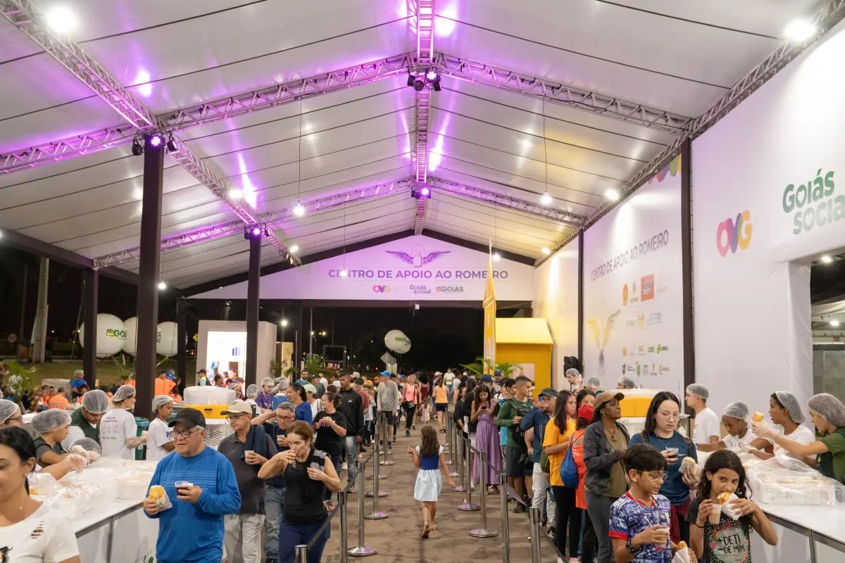 Com 3,4 mil metros quadrados, Centro de Apoio ao Romeiro de Trindade é montado para a maior romaria de Goiás - Foto Diego Canedo - OVG