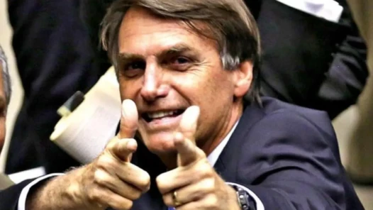 Bolsonaro sempre estimulou uso de armas e pistola apreendida é dele segundo militar - Foto reprodução Congresso em Foco - Agência Brasil