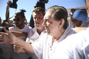 Em nota, a defesa de João de Deus informou que recorreu da decisão e solicitou que o caso seja apreciado pelo colegiado do STJ.
