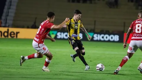 Vila Nova perde liderança na Série B com gol tardio do Novorizontino