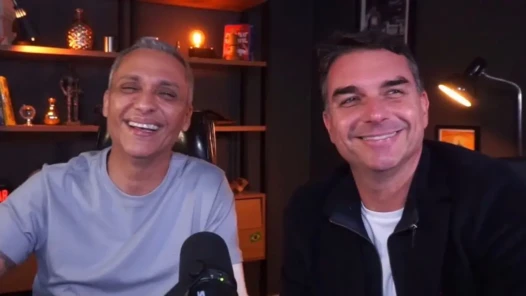flávio bolsonaro e gustavo gayer