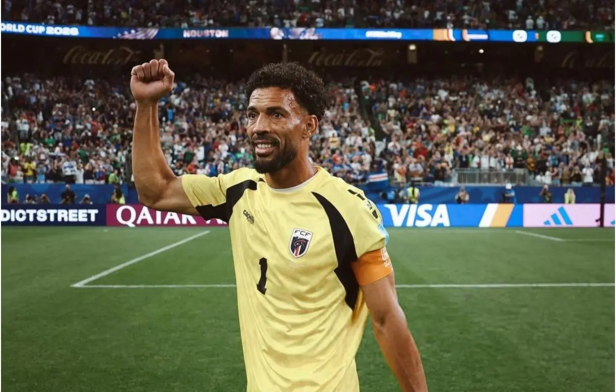 Atlético-GO descarta Vozinha, goleiro de Cabo Verde que brilhou na Copa