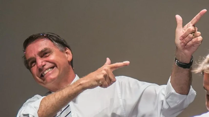 Duas das armas de Bolsonaro não estão com Exército - Foto Guilherme Santos - portal Sul21