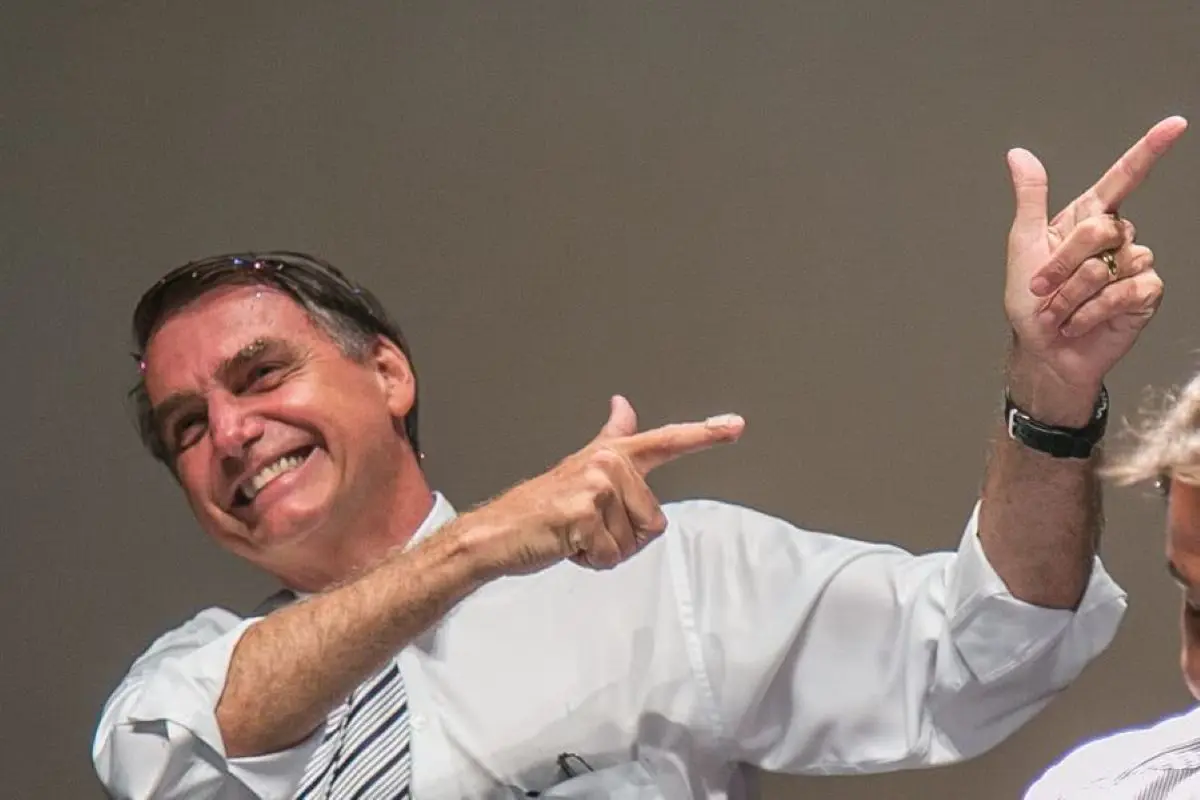 Duas das armas de Bolsonaro não estão com Exército - Foto Guilherme Santos - portal Sul21