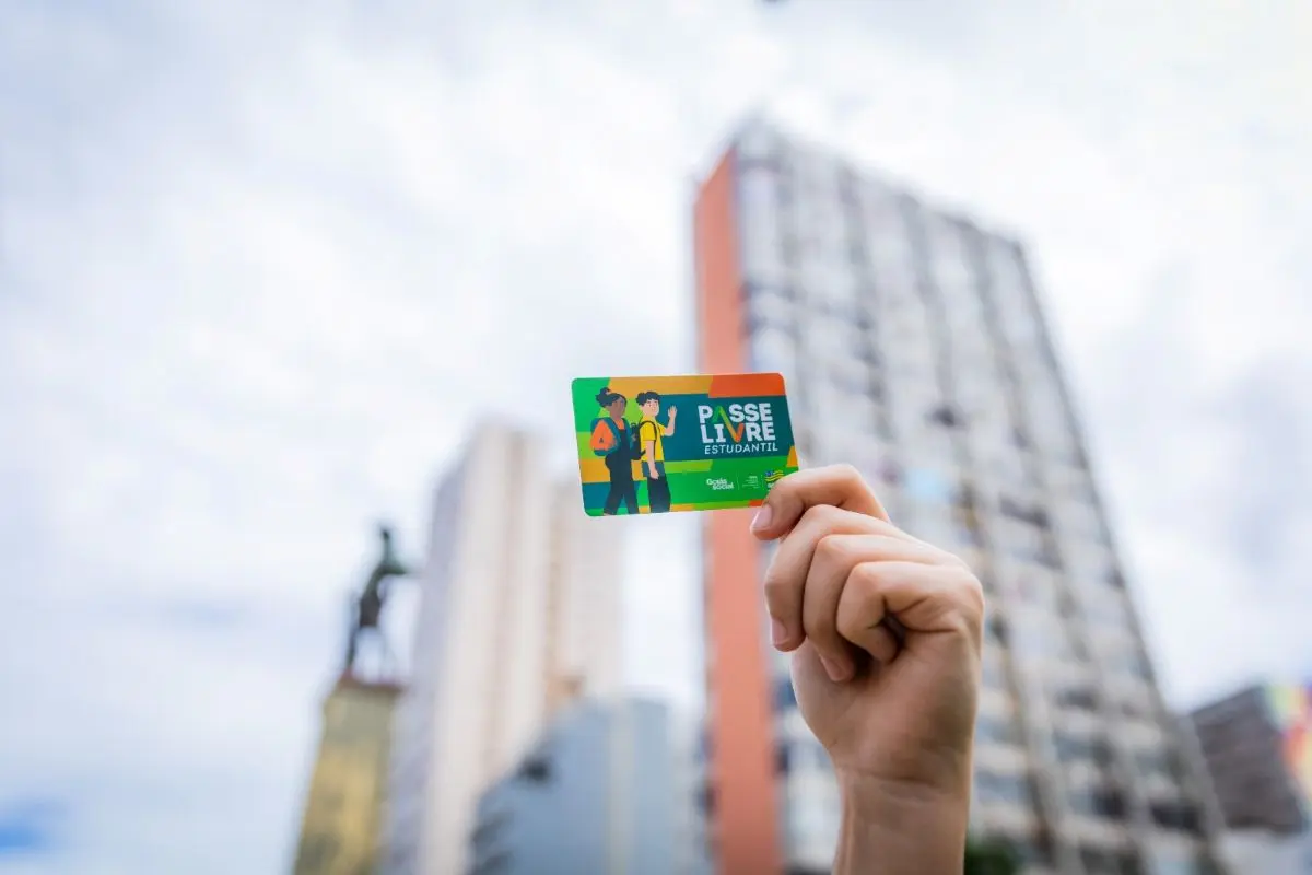 Goiás abre cadastro para Passe Livre Estudantil 2026 nesta quinta (9)